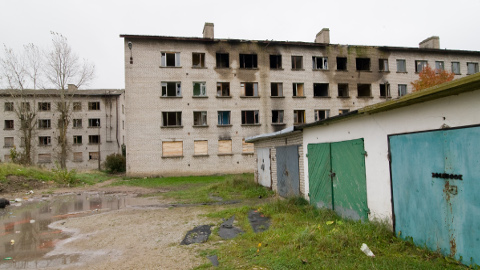 Kiviõli moodustab töörühma, mis näeb vaeva selle nimel, et paari aasta jooksul linnapilti korrastada. Sealhulgas on eesmärk lammutada suured tühjaks jäänud kortermajad.