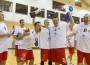 Kiviõli/Lüganuse mängijate rõõmupidu − karikafinaalis alistati kindlalt favoriit Toila.
