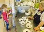 E-õpilaspilet on eelkõige õpilase staatust tõendav plastkaart, kuid see võimaldab kasutada ka koolisöökla teenust.