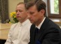 Teet Enok (tagaplaanil) ja Eduard East saavad umbusaldusavalduses mitmeid etteheiteid konkreetsete juhtumite pärast.