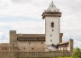 Narva muuseum ühes kõigi oma filiaalide ja senise tubli tegevusega on nii tugev maamärk Euroopa piirilinnas, et seda enda maitse järgi ümber lõikama asudes peaksid kohalikud isandad vähemalt kümme korda mõtlema.