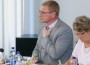 Narva volikogu esimees Aleksandr Jefimov mõisteti küll kahe nädala eest kriminaalkorras süüdi, kuid volikogus keegi seda teemat ei tõstatanud.